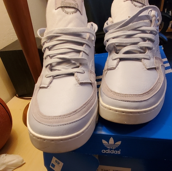 Mens Adidas Original sz 12 - Picture 3 of 9